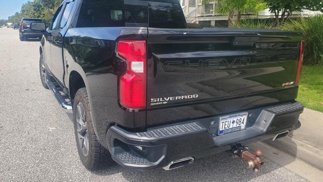 Photo of 2020 Black Chevrolet Silverado 1500