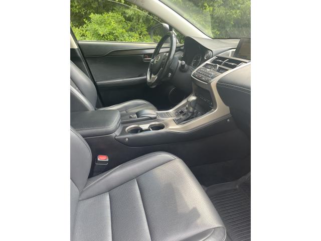Photo of 2016 Silver Lexus NX 200t