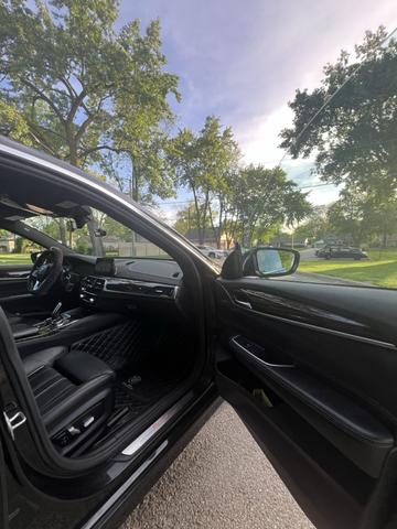 Photo of 2019 Black BMW 640 Gran Turismo