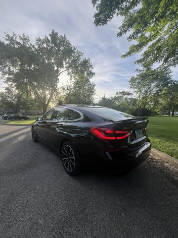Photo of 2019 Black BMW 640 Gran Turismo