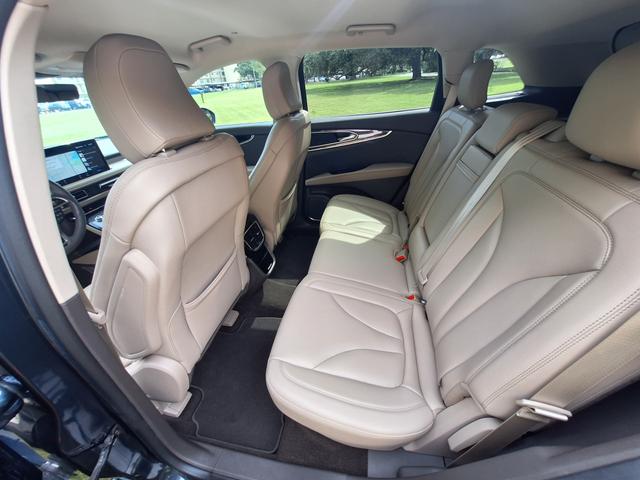 Photo of 2022 Blue Lincoln Nautilus