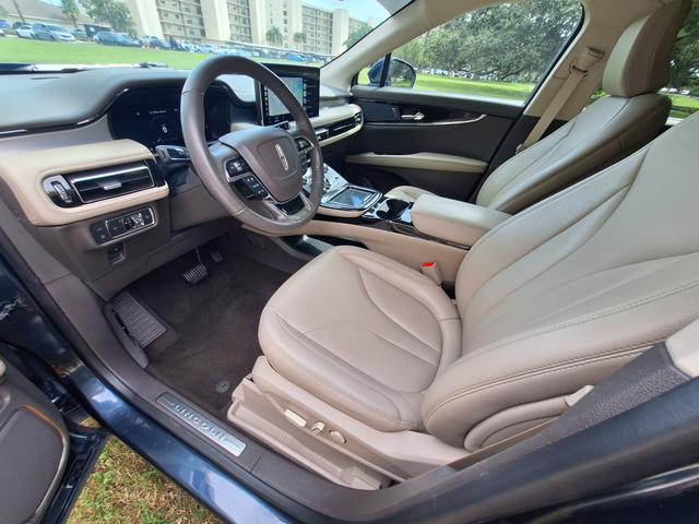Photo of 2022 Blue Lincoln Nautilus