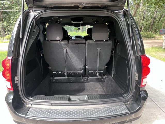 Photo of 2014 Black Dodge Grand Caravan