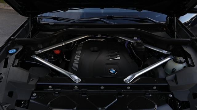 Photo of 2025 Blue BMW X5