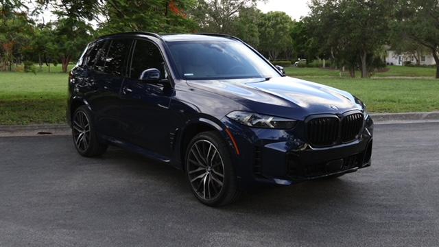 Photo of 2025 Blue BMW X5