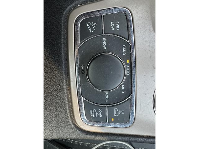 Photo of 2015 Blue Jeep Grand Cherokee