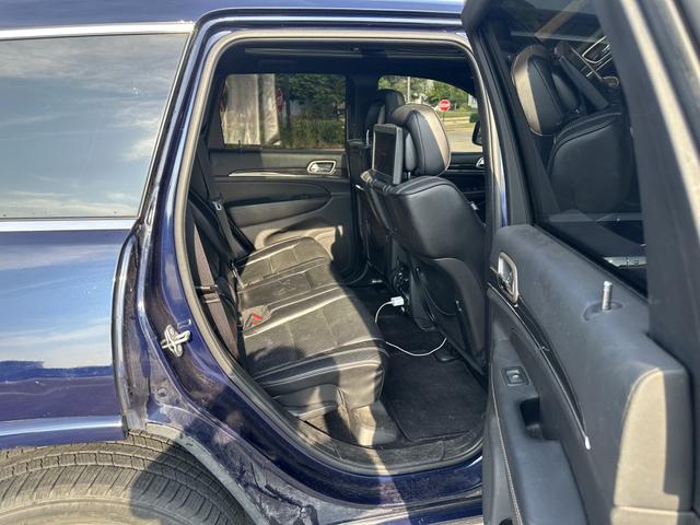 Photo of 2015 Blue Jeep Grand Cherokee