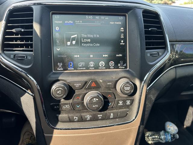 Photo of 2015 Blue Jeep Grand Cherokee
