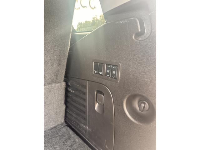 Photo of 2018 Silver Chevrolet Tahoe