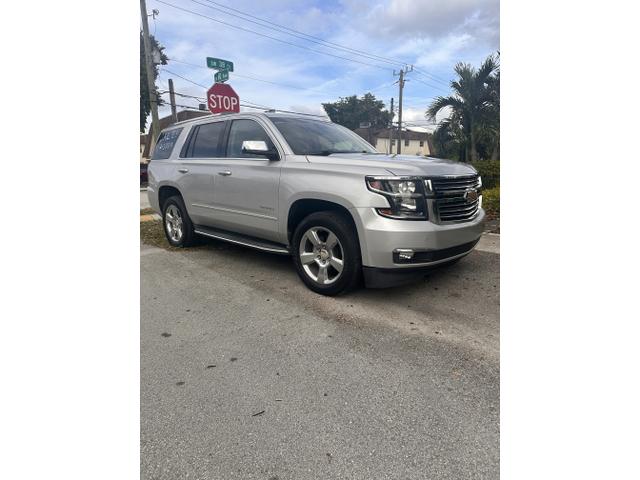 Photo of 2018 Silver Chevrolet Tahoe
