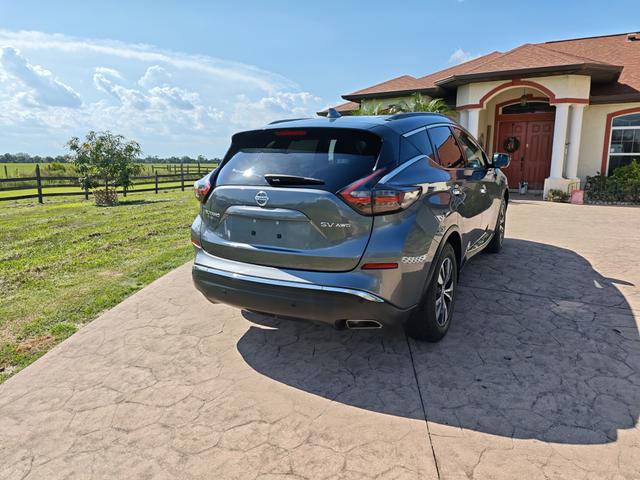 Photo of 2020 Gray Nissan Murano