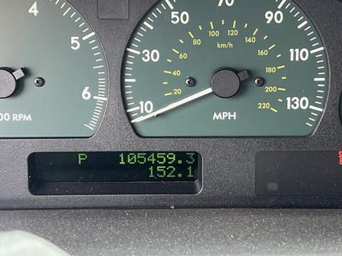 Photo of 2002 Red Land Rover Range Rover