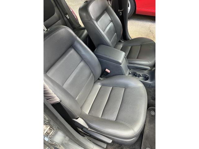 Photo of 2004 Silver Volkswagen Passat