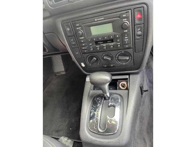 Photo of 2004 Silver Volkswagen Passat