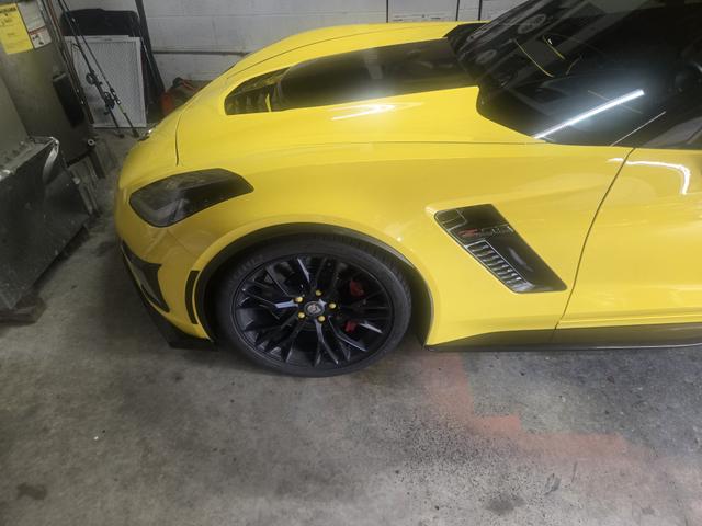 Photo of 2017 Yellow Chevrolet Corvette