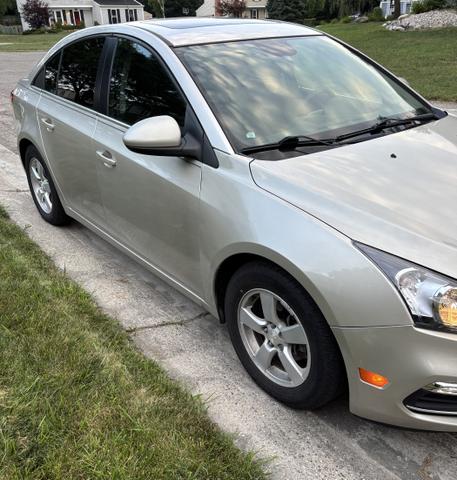 Photo of 2016 Gold Chevrolet Cruze Limited