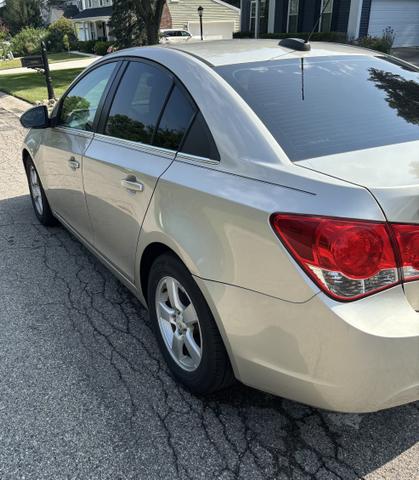 Photo of 2016 Gold Chevrolet Cruze Limited