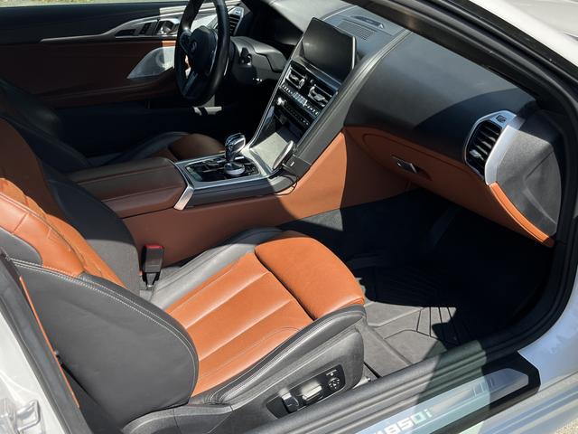 Photo of 2019 White BMW M850