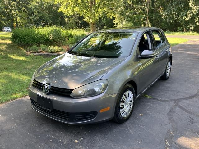 Photo of 2010 Gray Volkswagen Golf