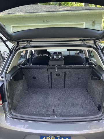 Photo of 2010 Gray Volkswagen Golf