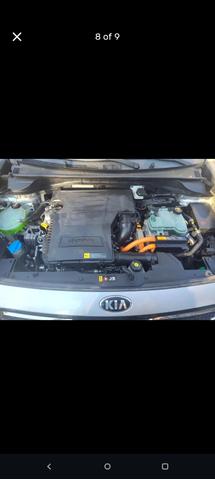 Photo of 2017 Silver Kia Niro