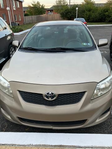 Photo of 2010 Beige Toyota Corolla