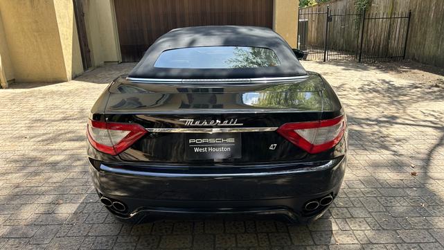 Photo of 2011 Black Maserati GranTurismo