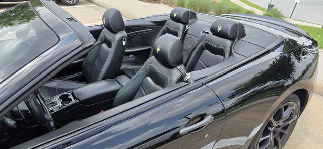 Photo of 2013 Black Maserati GranTurismo