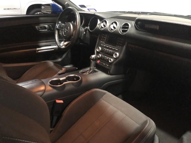 Photo of 2018 Blue Ford Mustang
