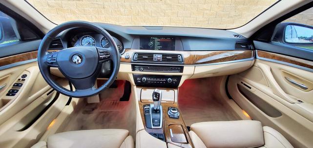 Photo of 2013 White BMW 528