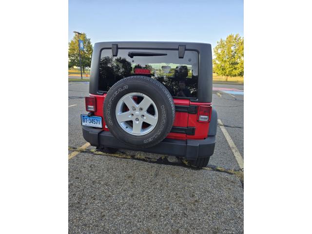 Photo of 2012 Red Jeep Wrangler