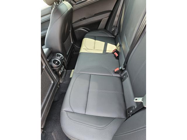 Photo of 2023 Black Alfa Romeo Stelvio