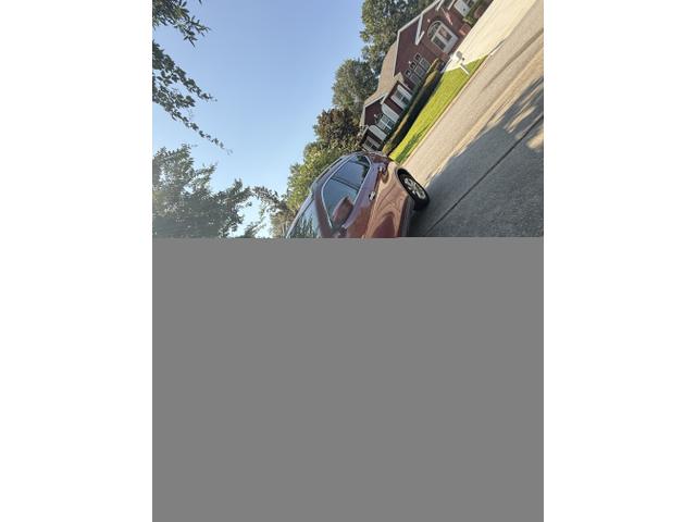 Photo of 2016 Red Nissan Rogue