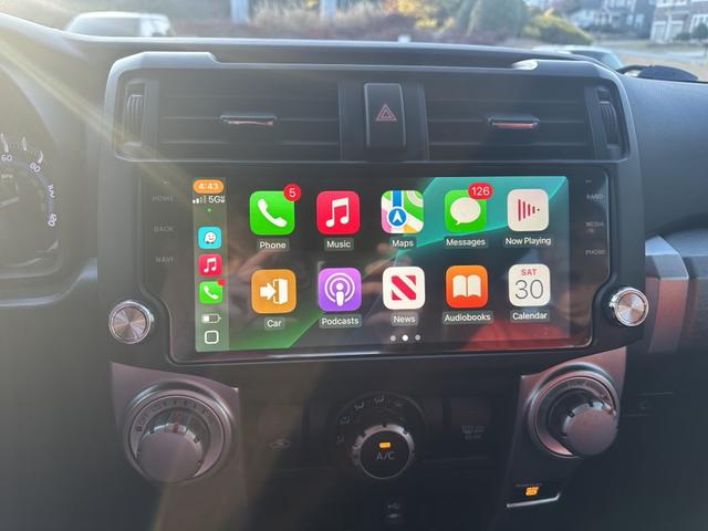 Photo of 2015 Black Toyota 4Runner