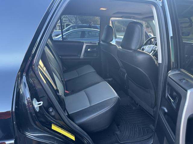 Photo of 2015 Black Toyota 4Runner