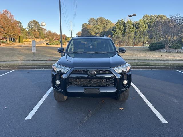 Photo of 2015 Black Toyota 4Runner