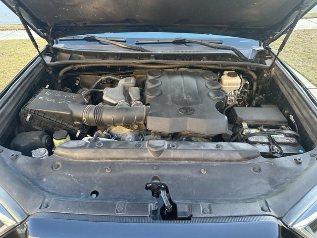 Photo of 2015 Black Toyota 4Runner