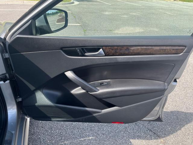 Photo of 2014 Silver Volkswagen Passat