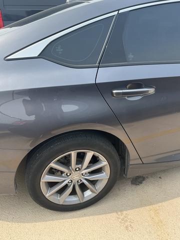 Photo of 2022 Gray Honda Accord