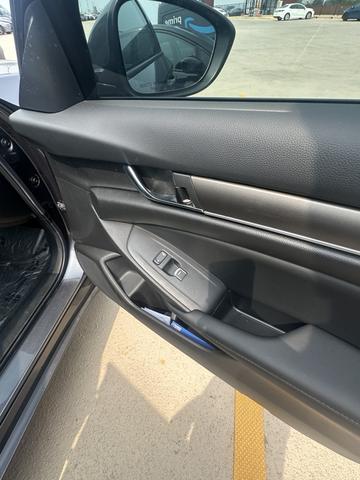 Photo of 2022 Gray Honda Accord