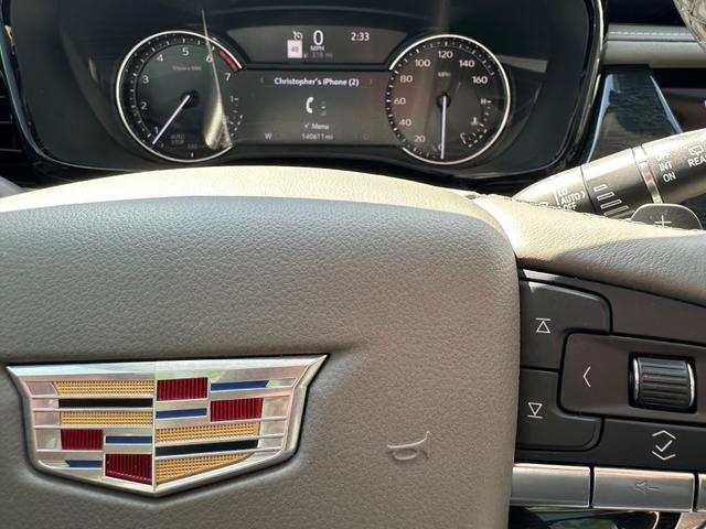 Photo of 2020 White Cadillac XT6