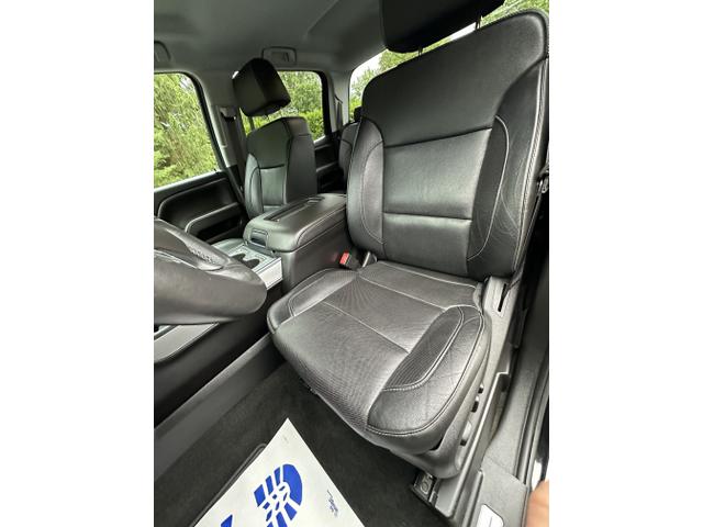 Photo of 2017 Black Chevrolet Silverado 2500
