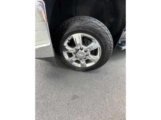 Photo of 2017 Black Chevrolet Silverado 2500