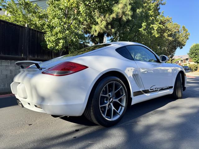 Photo of 2011 White Porsche Cayman