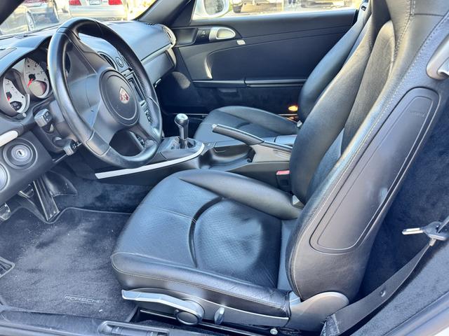 Photo of 2011 White Porsche Cayman
