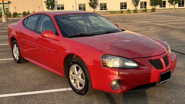 Photo of 2008 Red Pontiac Grand Prix