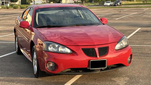Photo of 2008 Red Pontiac Grand Prix