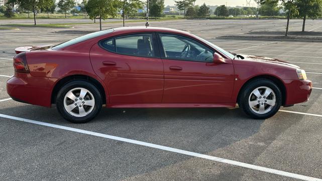 Photo of 2008 Red Pontiac Grand Prix