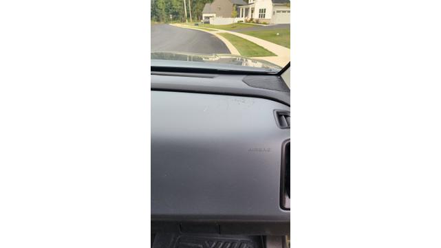 Photo of 2017 Gray Chevrolet Colorado