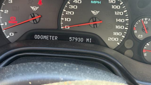 Photo of 2004 Red Chevrolet Corvette